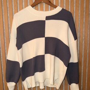 Jessica Simpson Colorblock Cream and Gray Sweater